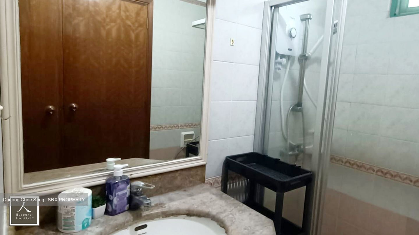 Changi Court (D16), Condominium #565103511